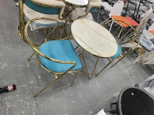 Modern 2 Seater Dining Set · Photo 1