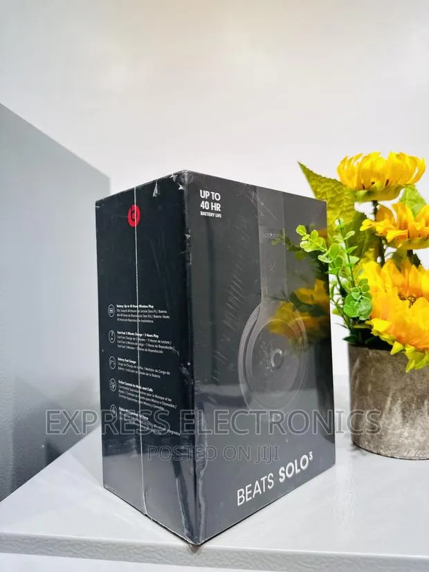 Portable Beat Headphones Beats Solo 3 · Photo 1