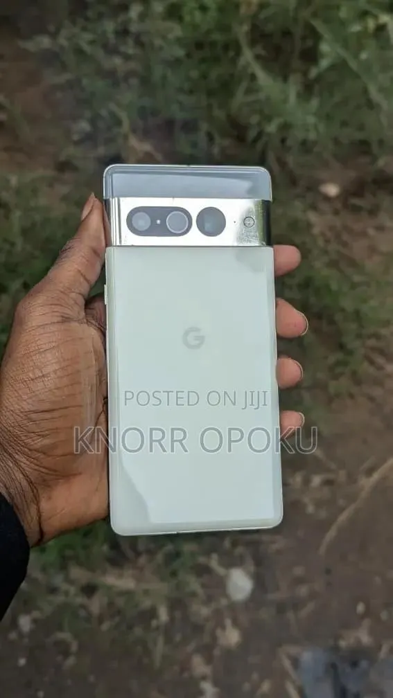 Google Pixel 7 Pro 128 GB White · Photo 1