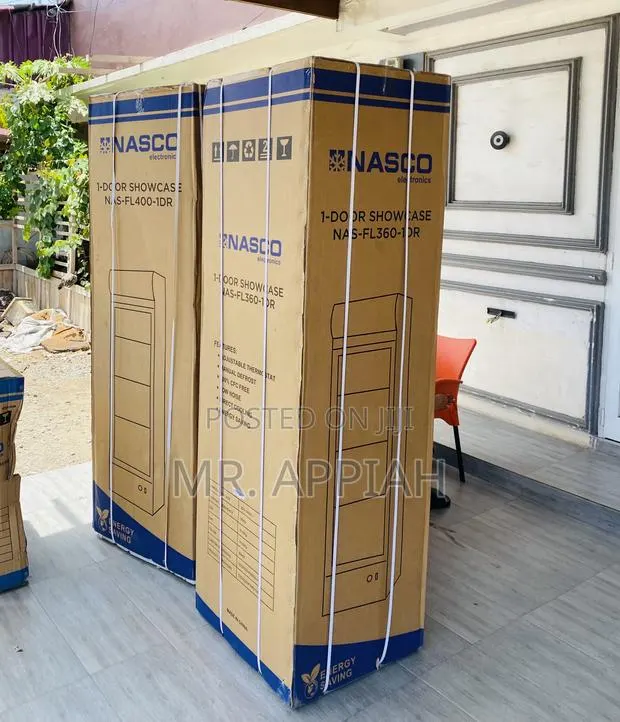 Durable Nasco Nasfl400-1dr 1 Door Display Fridge. · Photo 1