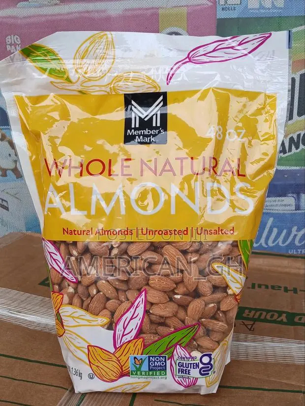 Members Mark Natural Almonds, 1.36kg · Photo 1