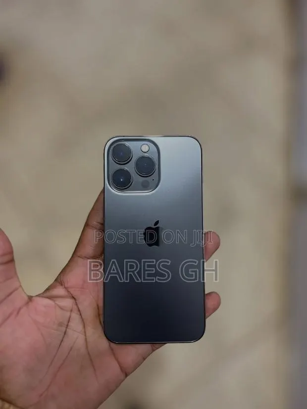 Apple iPhone 13 Pro 256 GB Graphite · Photo 1