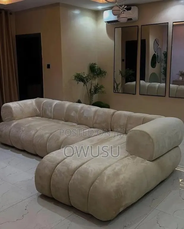 Luxury L-Shape Available · Photo 1