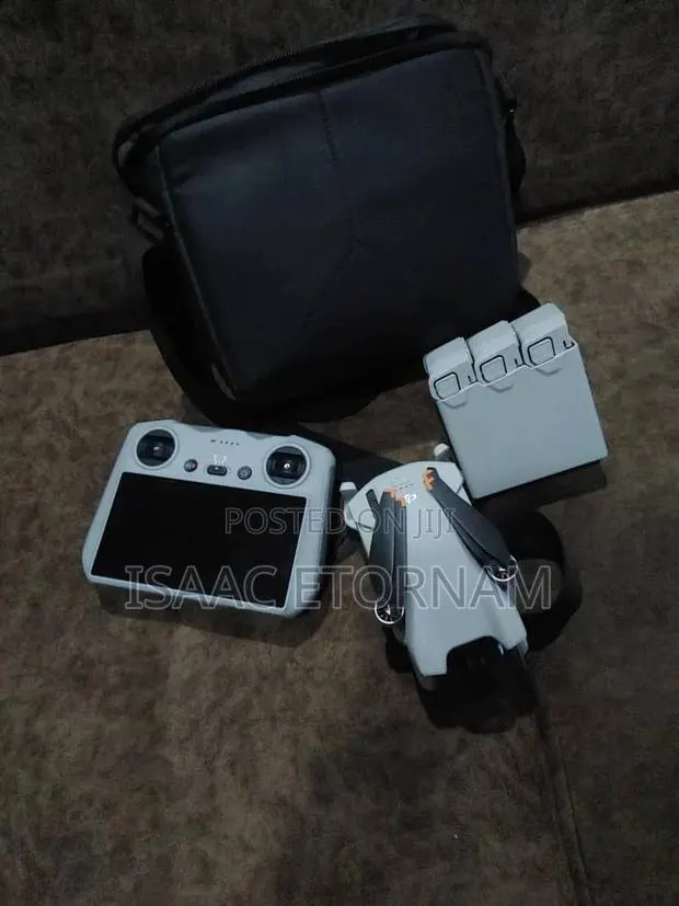 90% New Dji Mini 3 With Screen Controller · Photo 1