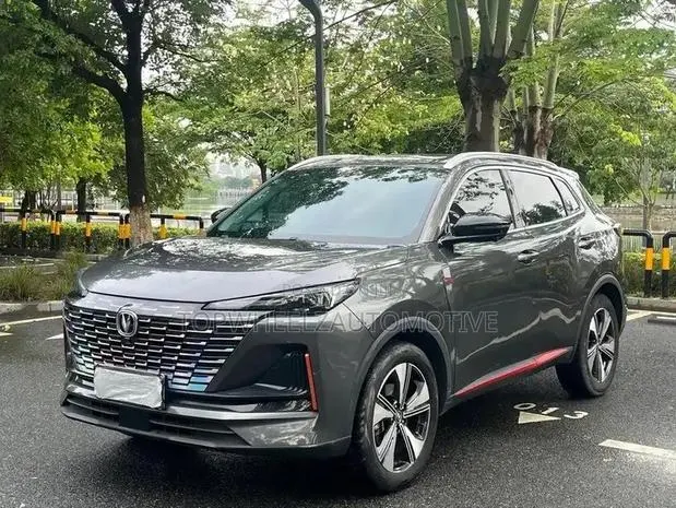 Changan CS55 Plus 1.5 Petrol FWD 2022 · Photo 1