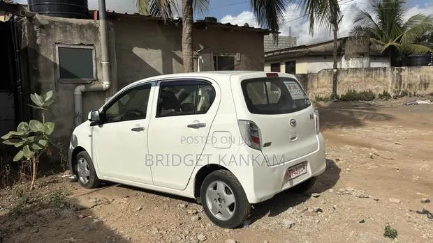 Daihatsu Mira 2015 White · Photo 1