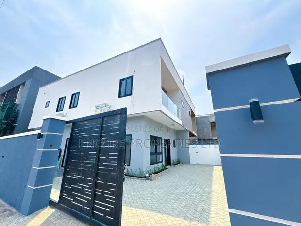 3bdrm House in Adenta for sale · Photo 1