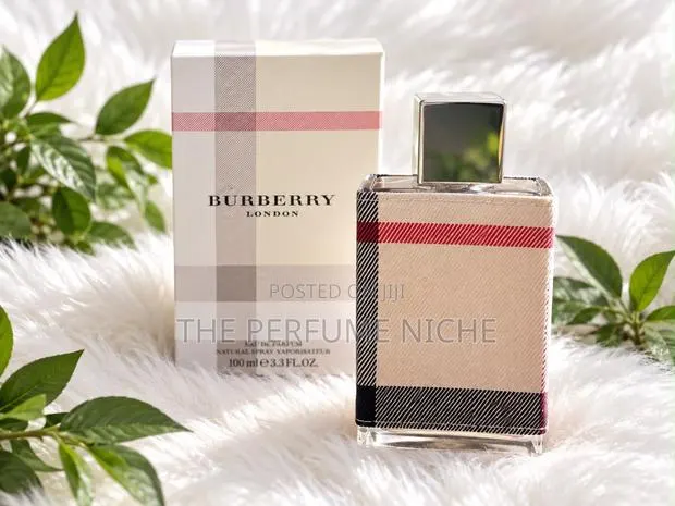 Burberry London Eau De Parfum · Photo 1