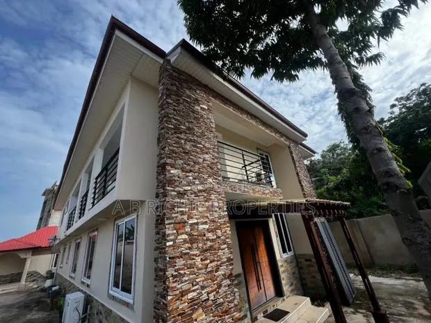 4bdrm House in Ab Richie Properties, Tseaddo for rent · Photo 1