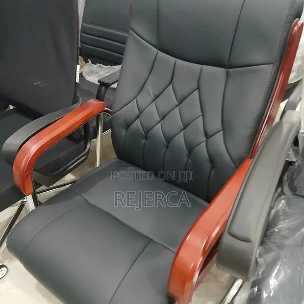Quality Auditorium Chair · Photo 1