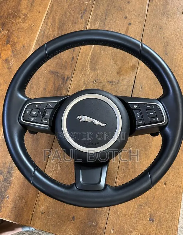 2016,2017,2018,2019,2020 Jaguar F-Pace Steering Wheel · Photo 1