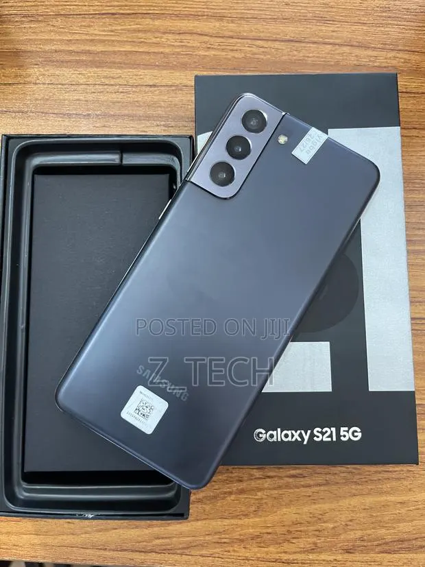 New Samsung Galaxy S21 5G 128 GB Black · Photo 1