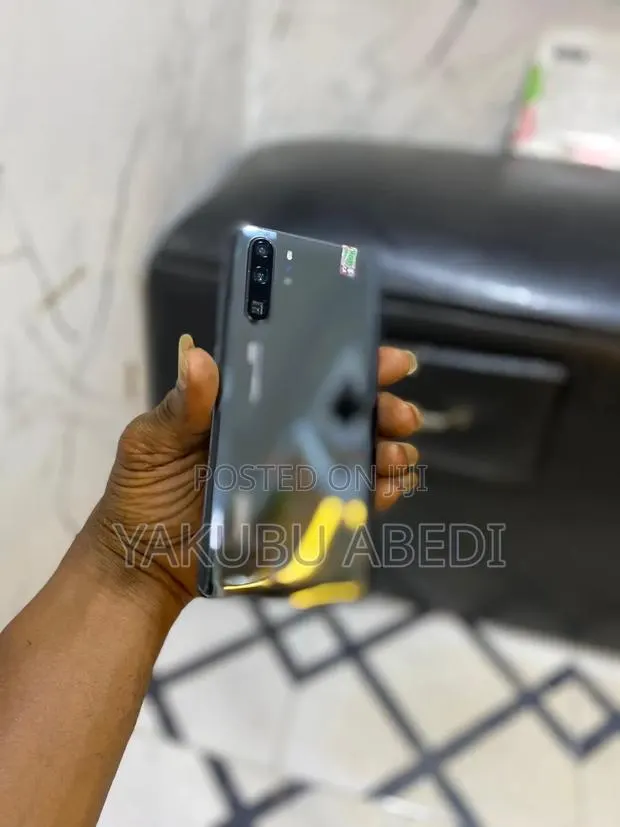 Huawei P30 Pro 128 GB Black · Photo 1