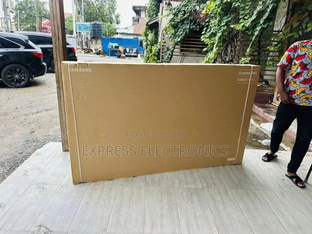 Highly Recommended Crystal Uhd, Smart 75u8072f, Hdr, 189 Cm (2025) · Photo 1