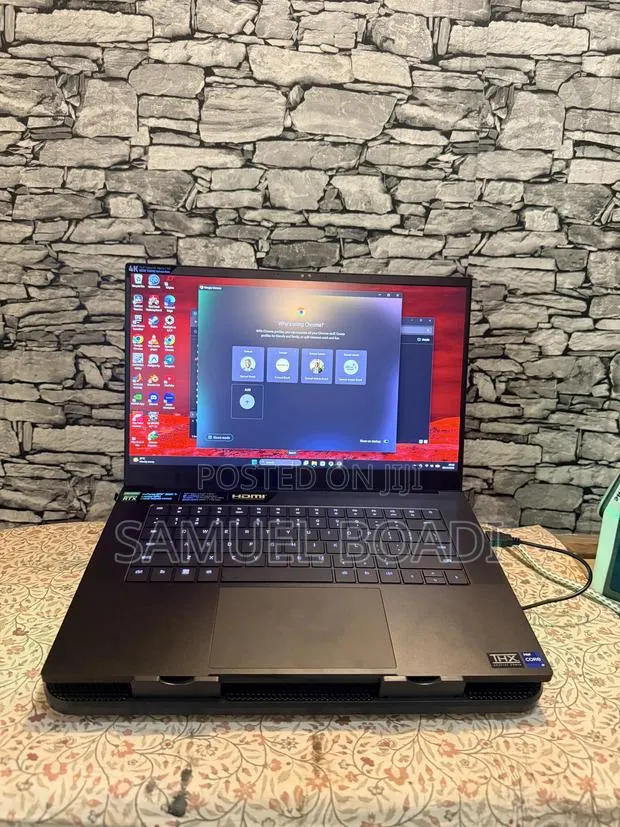 Laptop Razer Blade Advanced 32GB Intel Core i9 SSD 1T · Photo 1