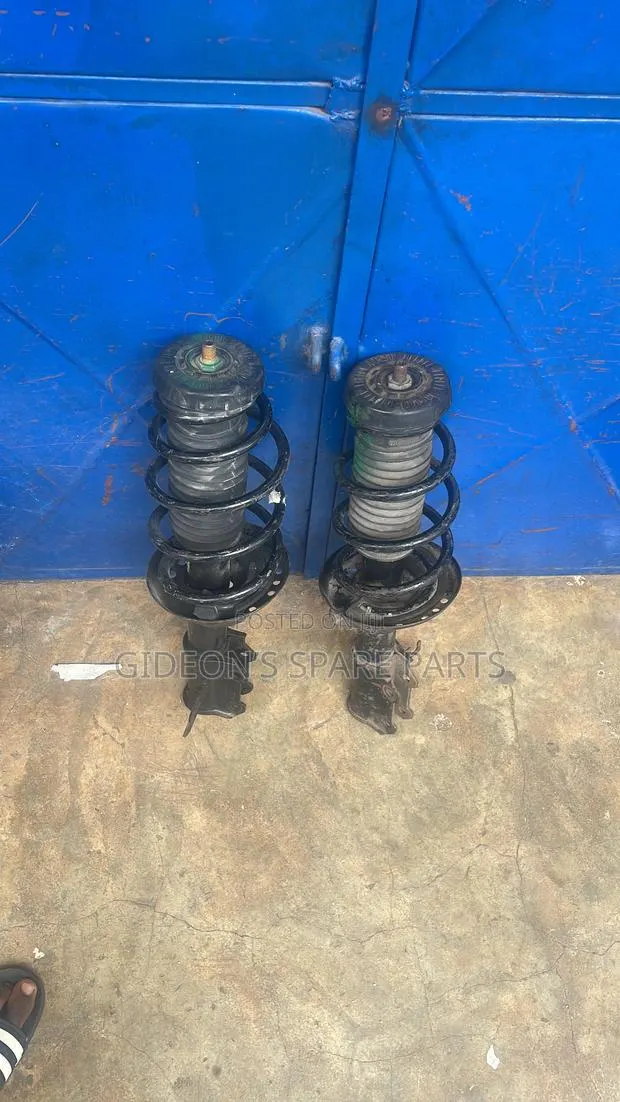 Chevrolet Cruze Front Shocks Absorbers · Photo 1