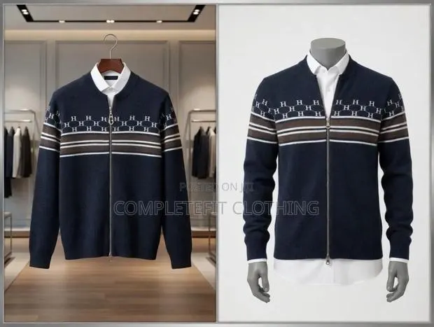 Woolen Zipper Sweat Shirts · Photo 1