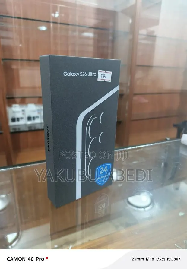 New Samsung Galaxy S26 Ultra 5G 256 GB Black · Photo 1
