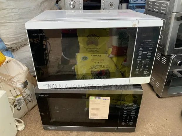 Uk Almost New With Box Microwave · Photo 1