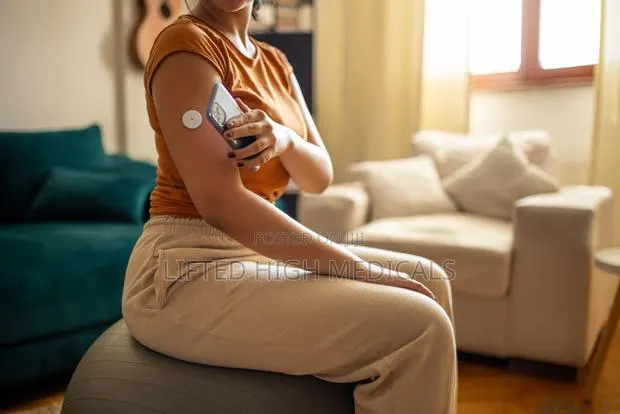 No-prick Glucose Monitor – Freestyle Libre Sensor (14 Days) · Photo 1