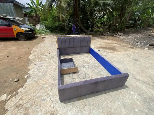Prince of Princess Bed Frame · Photo 1