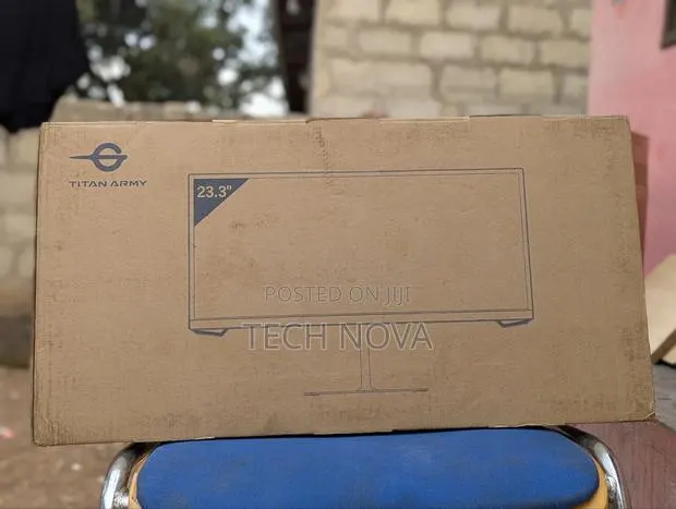 Titan Army 23 Inch Wide 200hz FHD Monitor · Photo 1