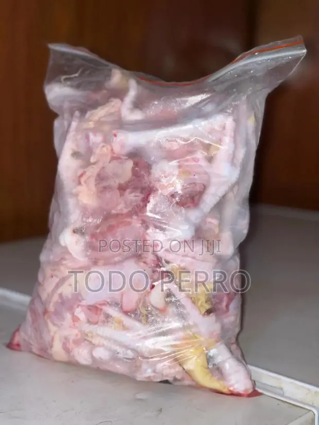 Mixed Chicken Parts for Dogs · Photo 1