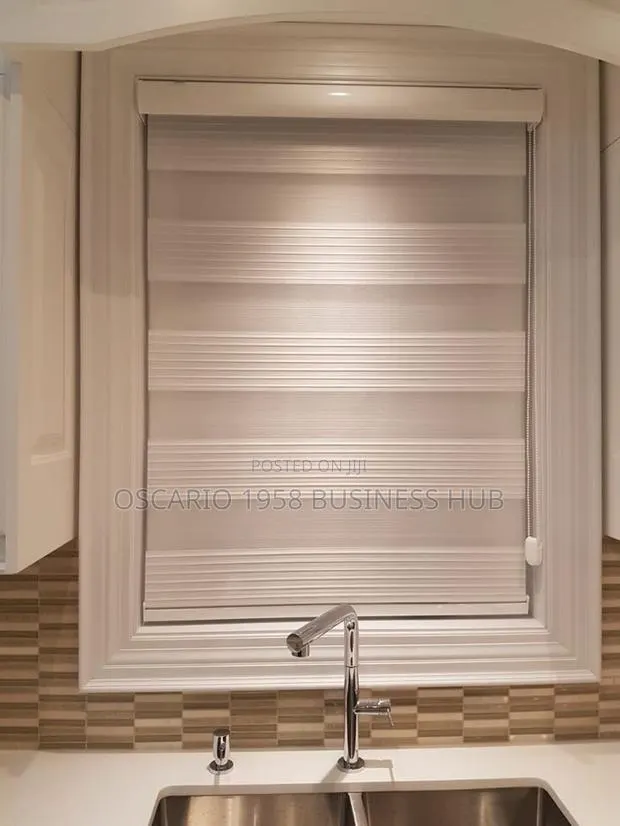 Jeanetic Window Curtain Blinds · Photo 1