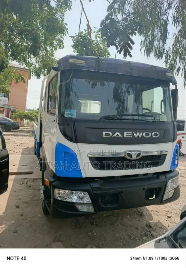 Daewoo Double Axle · Photo 1