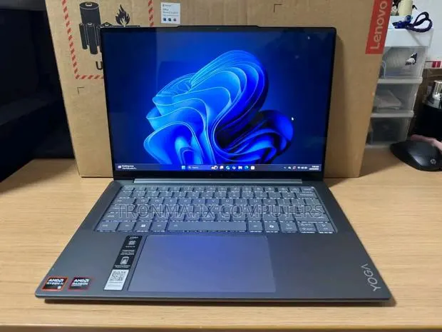 New Laptop Lenovo 500e 16GB AMD Ryzen 9 SSD 1T · Photo 1