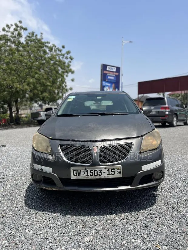 Pontiac Vibe 1.8L 2010 Gray · Photo 1
