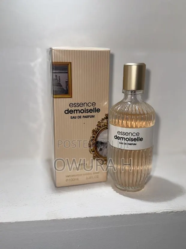 Essence Domoiselle · Photo 1
