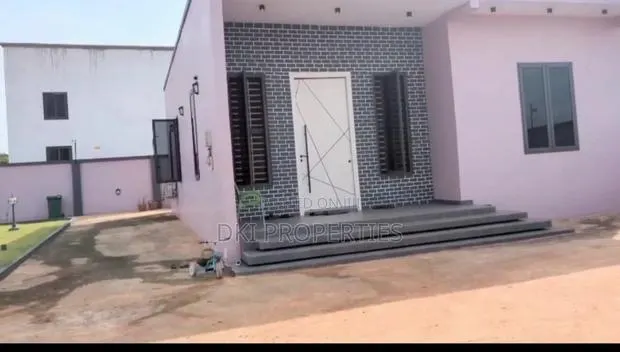 3bdrm House in Dki Properties, Amrahia for sale · Photo 1