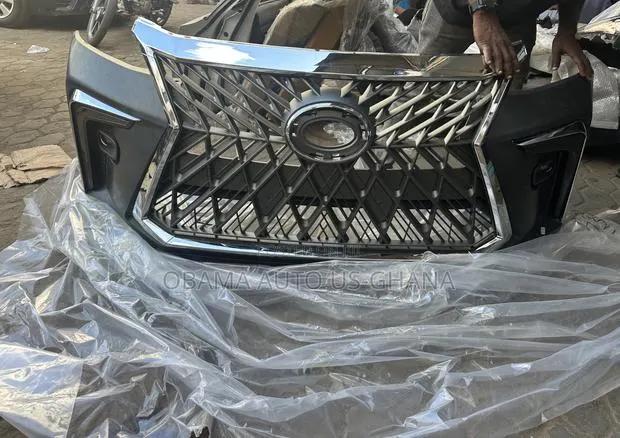 Toyota Fortuner Front Bumper Lexus Type Speck 2016 2017 2018 2019 2020 · Photo 1