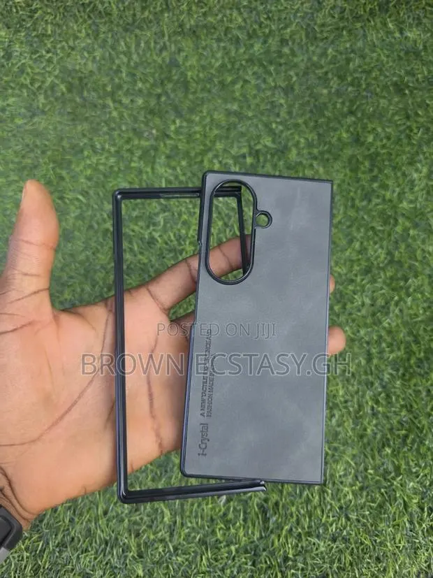 Galaxy Z Fold 7/8 Ultra I-Crystal Case · Photo 1