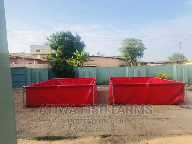 Tarpaulin Pond · Photo 1