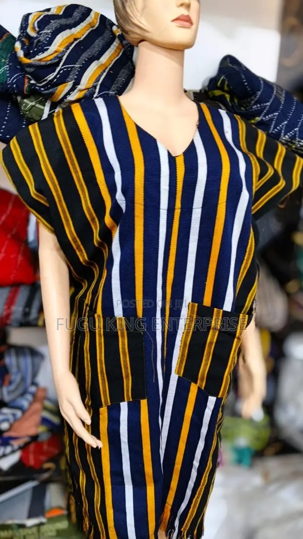 Ladies Smock Wear · Photo 1