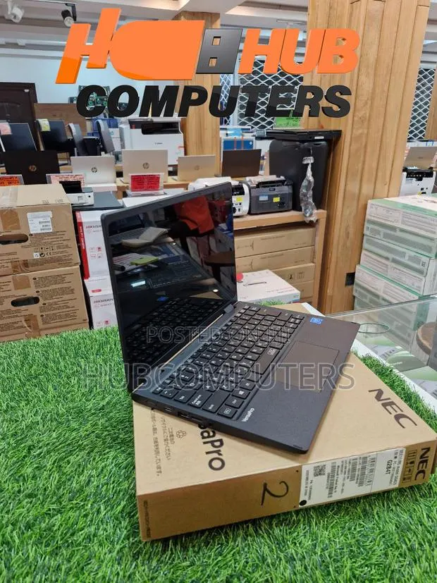 New Laptop NEC N22G 4GB Intel Celeron SSD 60GB · Photo 1