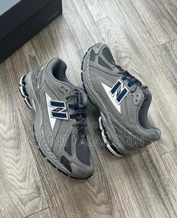 New Balance 1906R Grey Ind · Photo 1