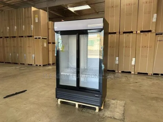 Pearl 600 Litres Two Doors Display Fridge · Photo 1