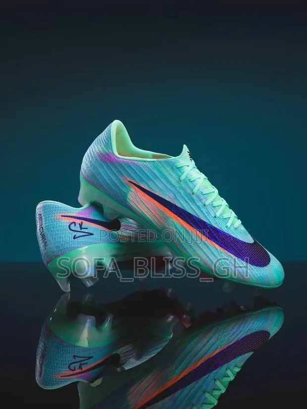 Nike Mercurial Sam Kerr SuperFly Elite FG · Photo 1