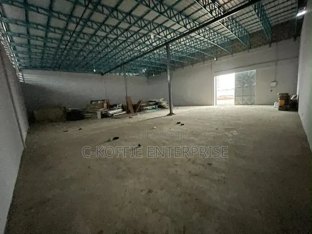 Prime 501sqm Warehouse at Spintex · Photo 1