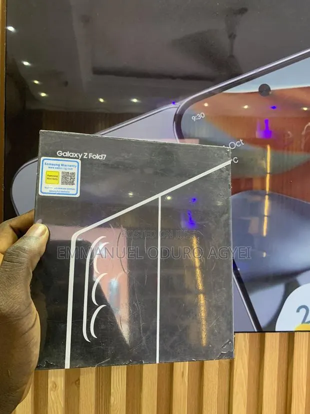 New Samsung Galaxy Z Fold7 256 GB · Photo 1
