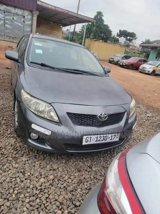 Toyota Corolla S 4dr Sedan (1.8L 4cyl 4A) 2010 Silver · Photo 1