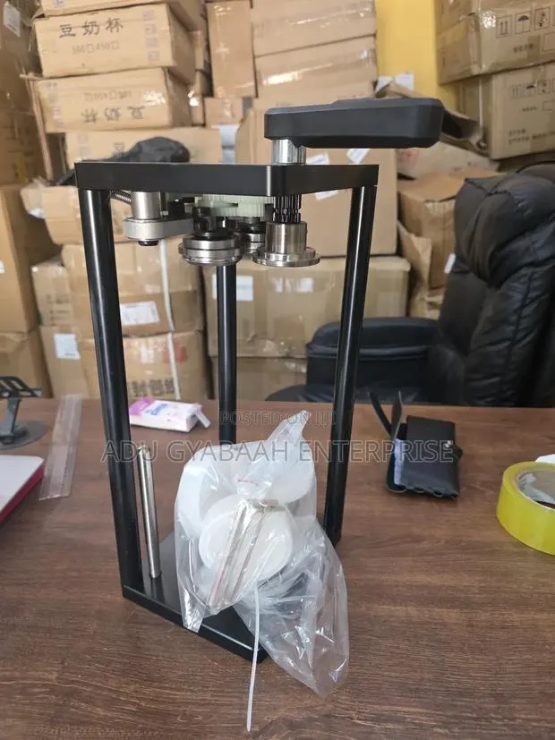 Manual Can Sealing Machine · Photo 1