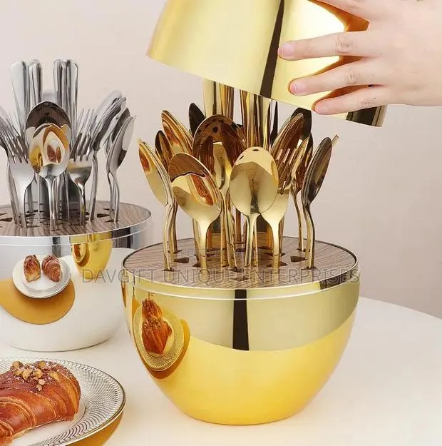 24pcs Original Golden Cutelary Set · Photo 1