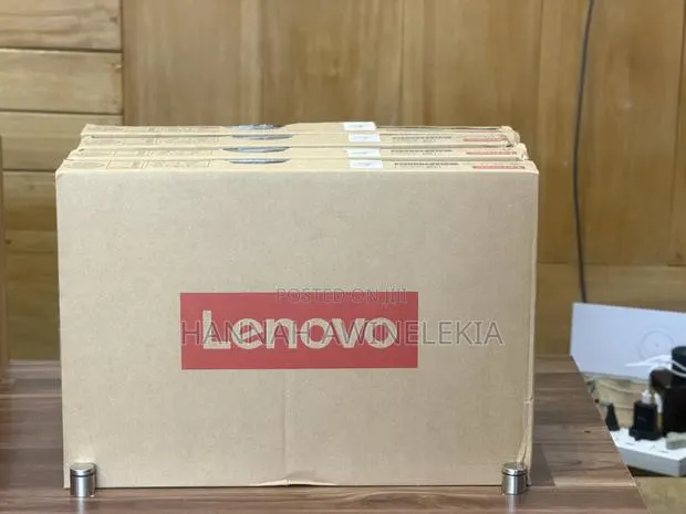 New Laptop Lenovo Ideapad 3 8GB AMD Ryzen 5 SSD 512GB · Photo 1