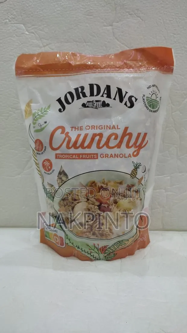 Jordan Granola Tropical Fruits · Photo 1