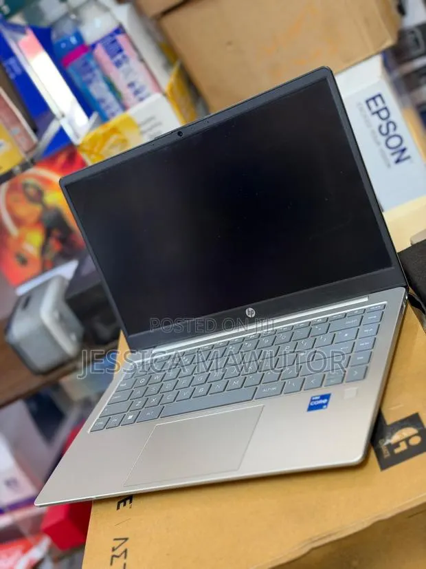 Laptop HP 8GB Intel Core i5 SSD 512GB · Photo 1