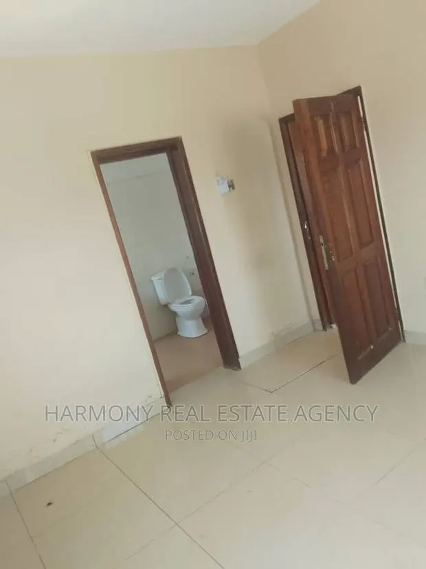 2bdrm Apartment in Kotobabi for rent · Photo 1